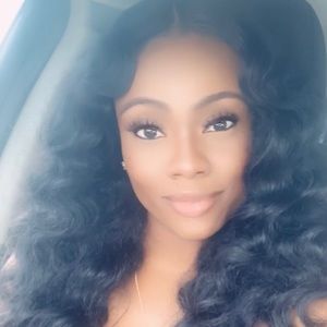 Meet your Posher, Paula